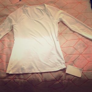 “Helena L/S top”